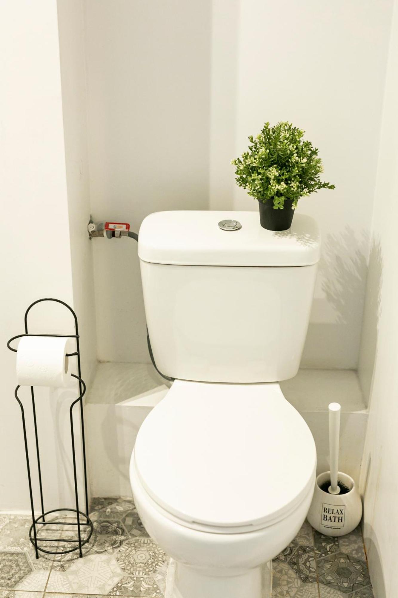 Nowogrodzka 78 - Apartament Dla 4 Osob - 200M Od Szpitala Klinicznego Na Lindleya - 1Km Do Dworca Centralnego - Wifi - Smart Tv 45 Cali Warszawa Eksteriør bilde