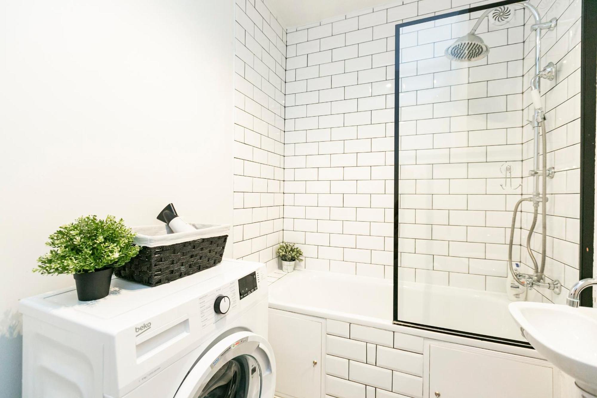 Nowogrodzka 78 - Apartament Dla 4 Osob - 200M Od Szpitala Klinicznego Na Lindleya - 1Km Do Dworca Centralnego - Wifi - Smart Tv 45 Cali Warszawa Eksteriør bilde